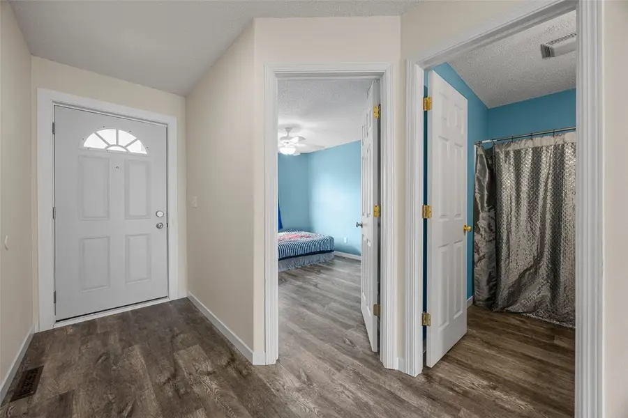 4104 Treeline Court Ne, Cedar Rapids, IA 52411 - Image #3