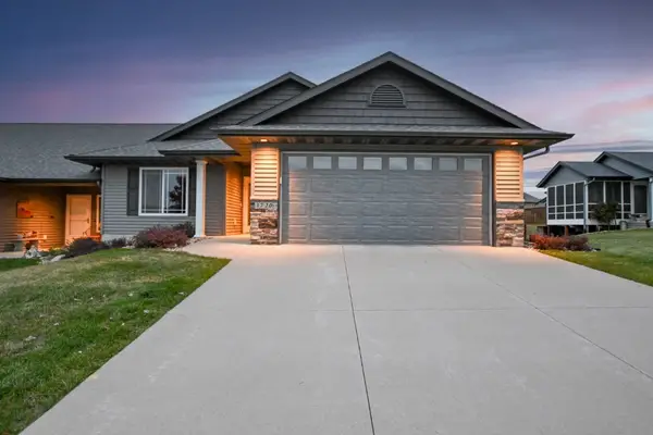 3720 Bluebird Drive Sw, Cedar Rapids, IA 52404