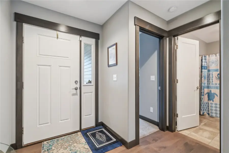 4048 Lakeview Drive Sw, Cedar Rapids, IA 52404 - Image #3