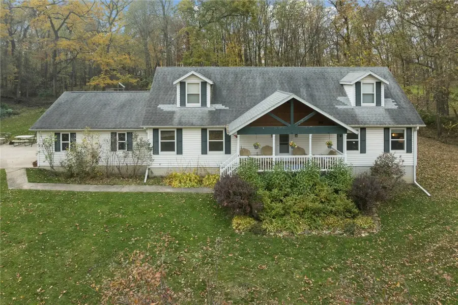 2886 Lynne Lane, Alburnett, IA 52202 - Image #2