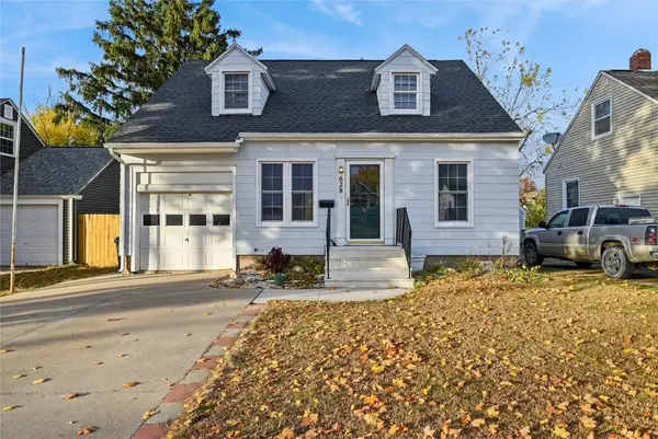 628 33rd Street Ne, Cedar Rapids, IA 52402