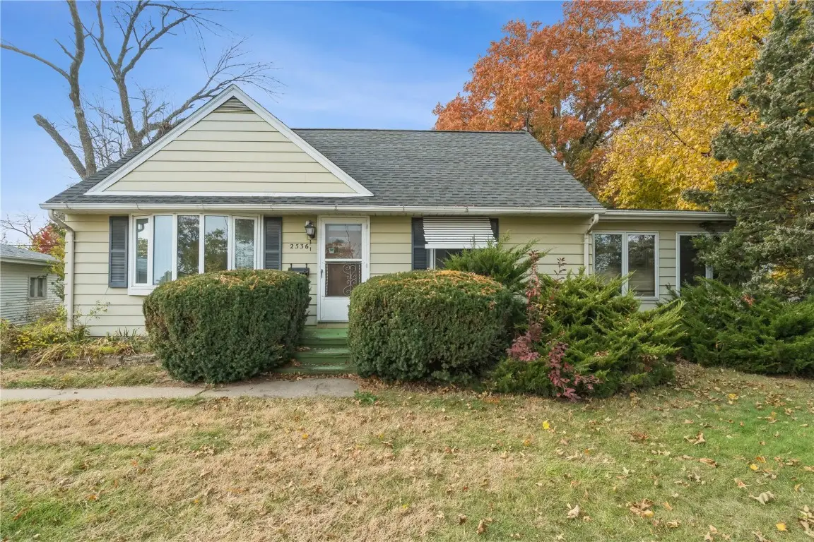 2536 L Street Sw, Cedar Rapids, IA 52404 - Image #1