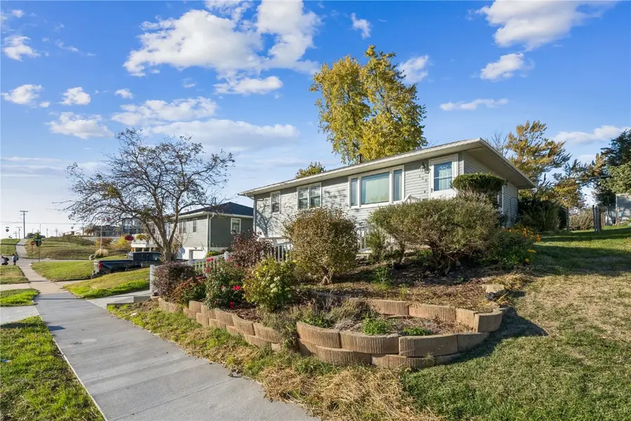 148 33rd Avenue Sw, Cedar Rapids, IA 52404 - Image #3