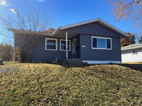 5127 Holly Avenue Nw, Cedar Rapids, IA 52405