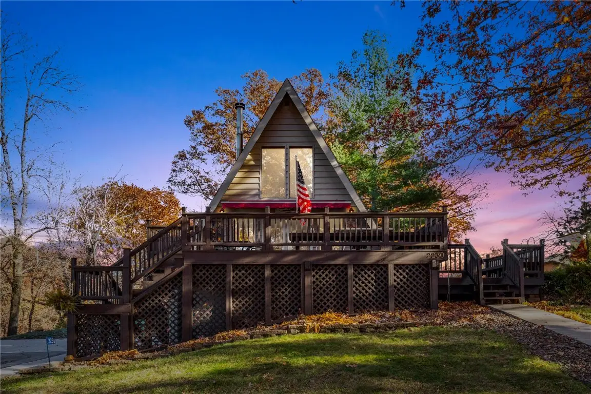 2230 Valley Road Ne, North Liberty, IA 52317 - Image #1