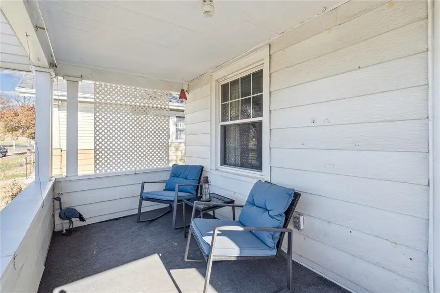 910 Maplewood Drive Ne, Cedar Rapids, IA 52402 - Image #3