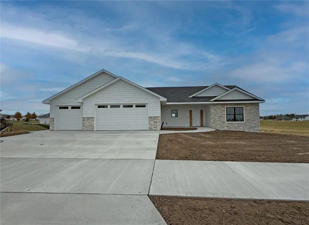 1532 3rd Street Sw, Mount Vernon, IA 52314 - Image #1