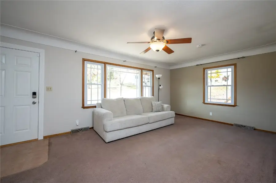 3600 Bel Air Se, Cedar Rapids, IA 52403 - Image #3