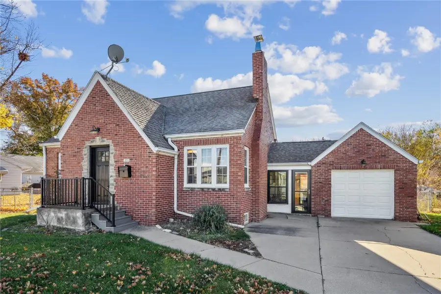 1051 35th Street Ne, Cedar Rapids, IA 52402 - Image #3