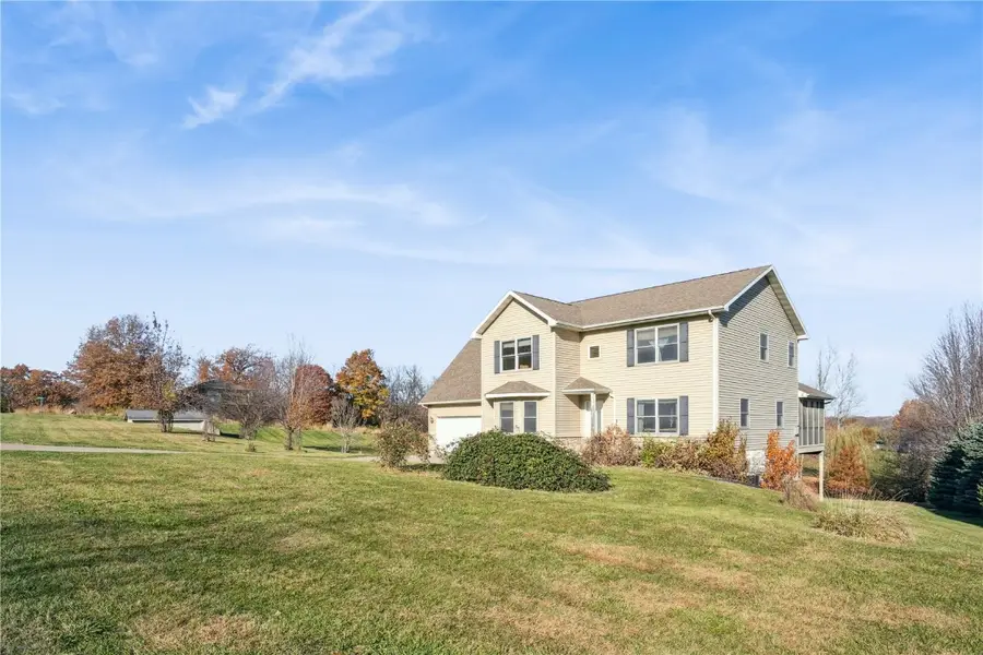 1164 Kyle Drive Ne, Iowa City, IA 52240 - Image #3