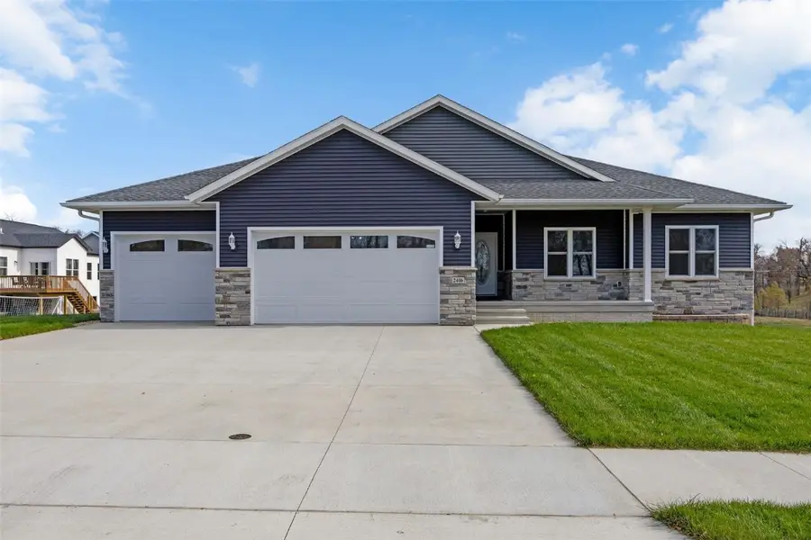 2416 Kestrel Drive Se, Cedar Rapids, IA 52403 - Image #2