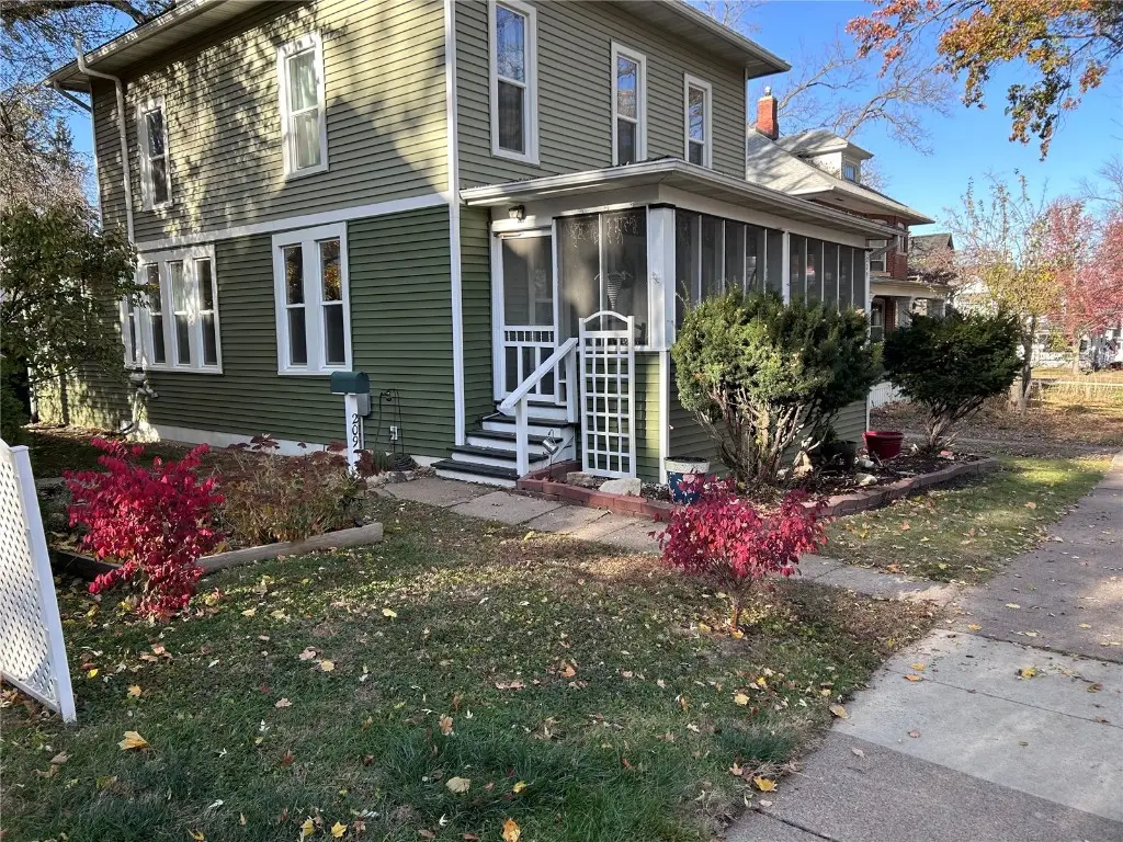 209 5th Ave Nw, Mount Vernon, IA 52314 - Image #1