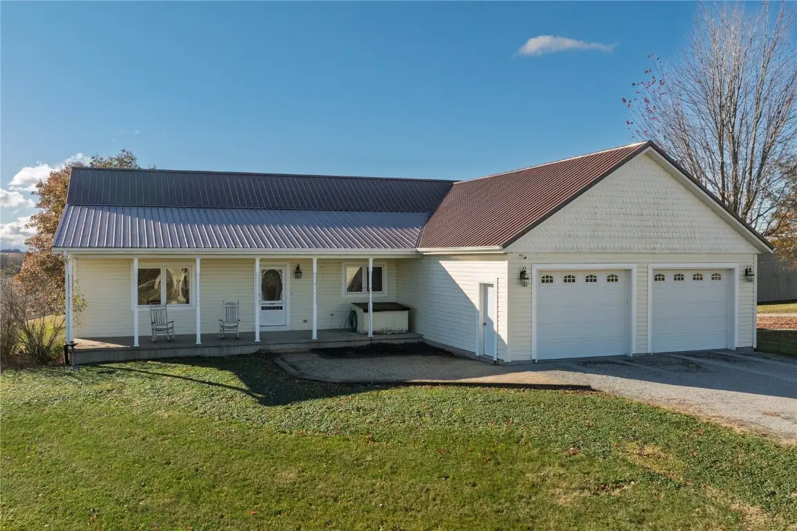 2108 59th Street, Vinton, IA 52349 - Image #1