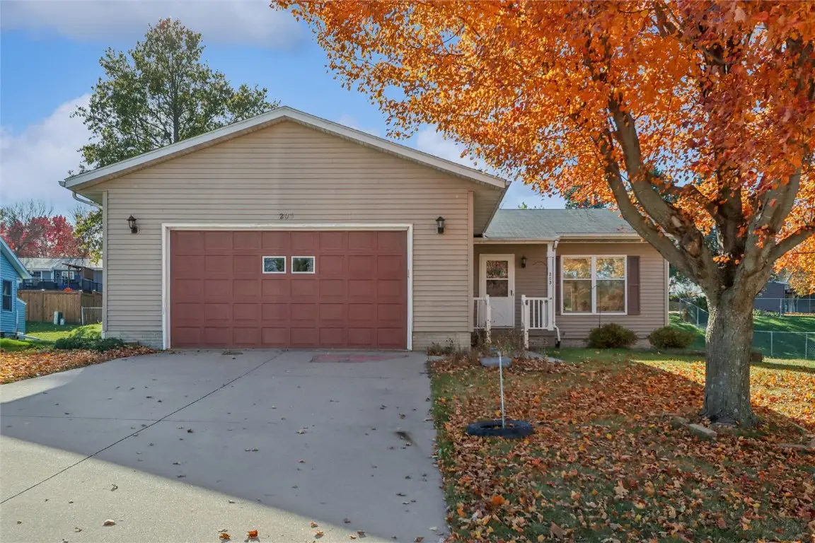 203 Tracy Lane, Williamsburg, IA 52361 - Image #1