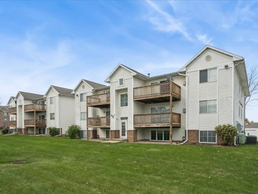 4619 1st Avenue Sw #3, Cedar Rapids, IA 52404 - Image #3