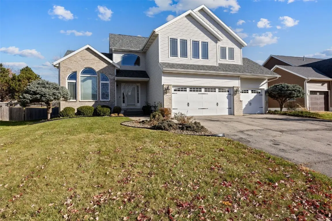 2025 Newcastle Road, Marion, IA 52302 - Image #1