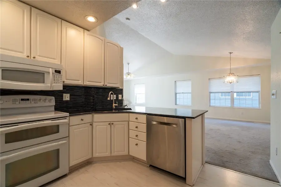 3900 Deer Valley Drive #B, Marion, IA 52302 - Image #3