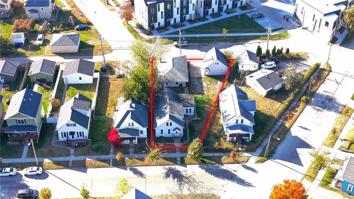 1756 Mallory Street Sw, Cedar Rapids, IA 52404 - Image #1