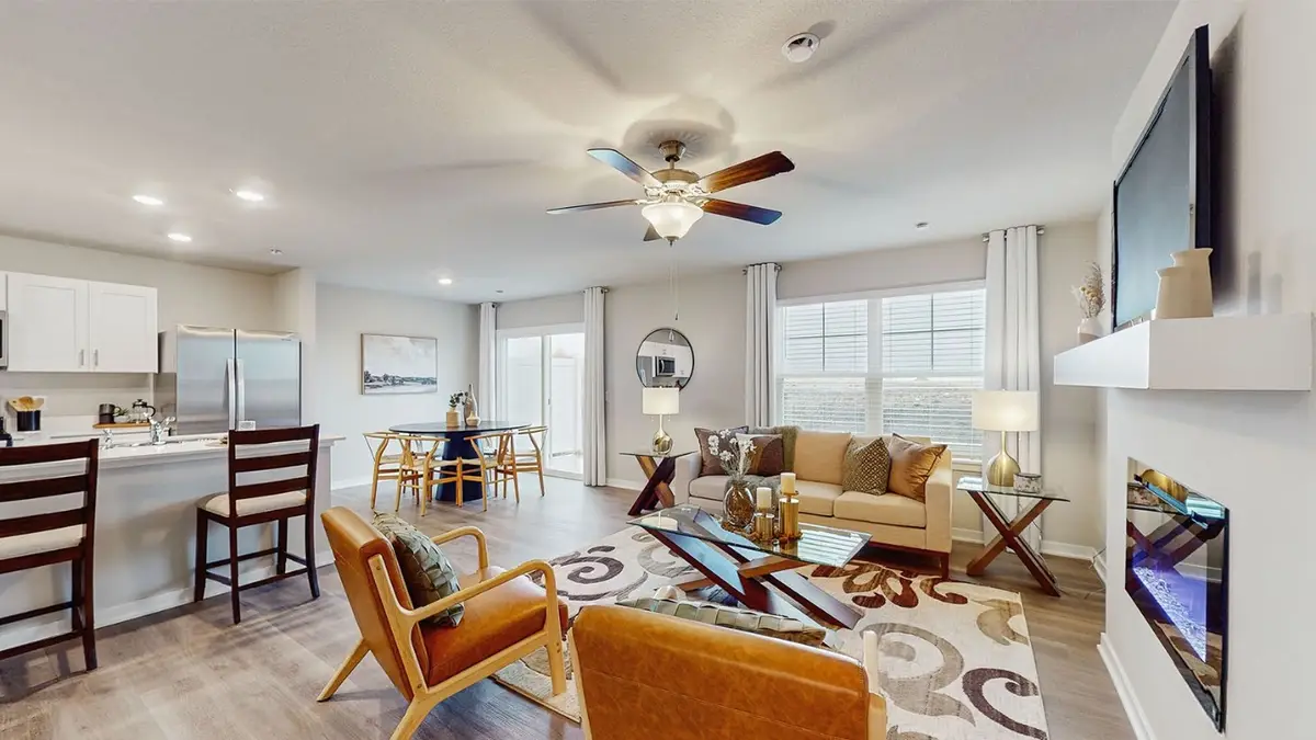 9432 Lovegrass Drive Sw, Cedar Rapids, IA 52404 - Image #1