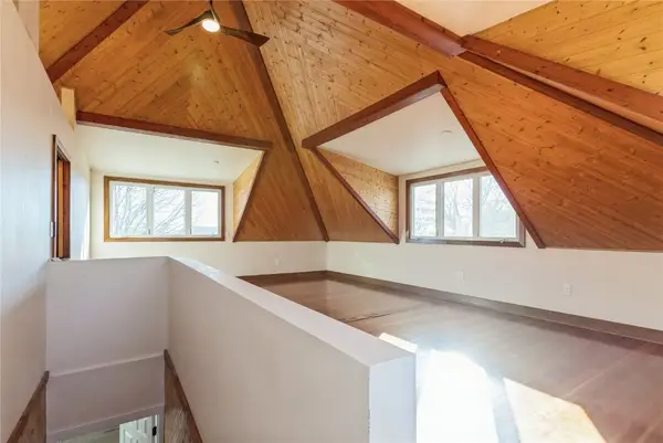 215 Traer Street, Mt Auburn, IA 52313