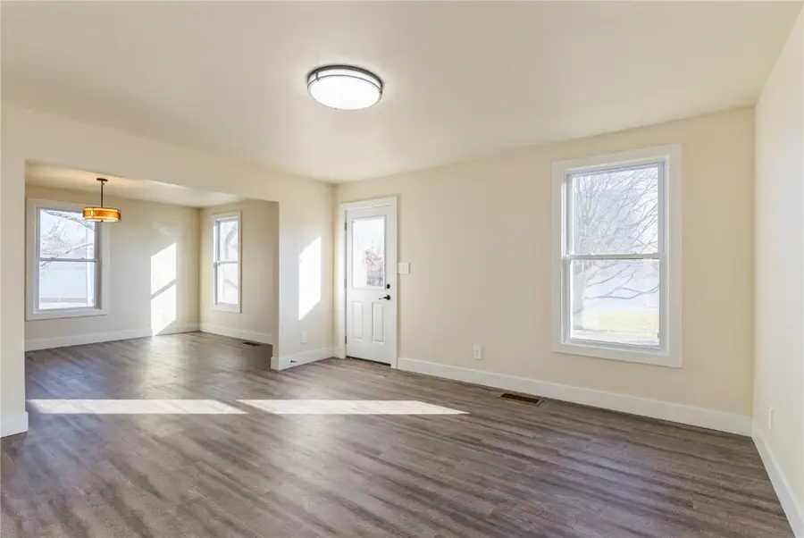 215 Traer Street, Mount Auburn, IA 52313 - Image #3