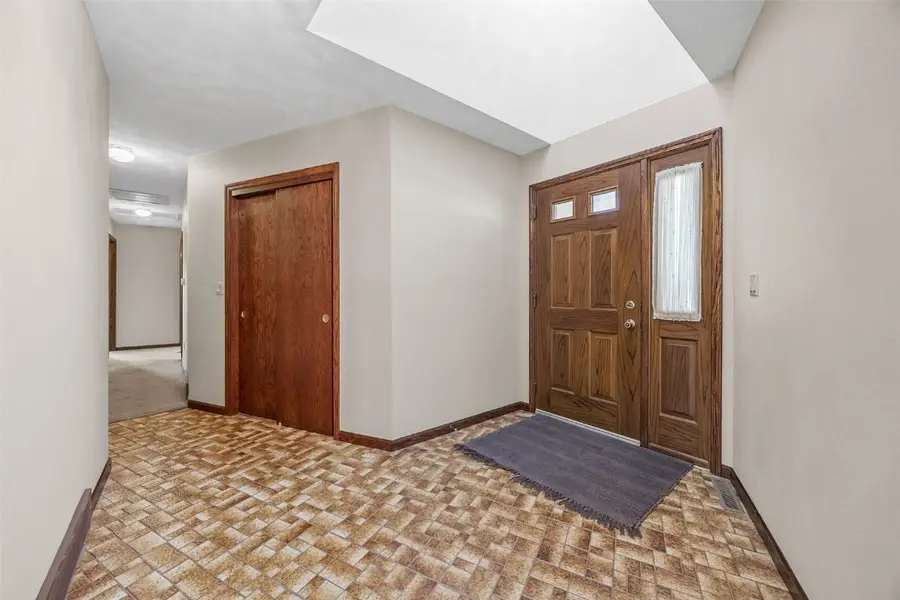 1688 17th Avenue, Marion, IA 52302 - Image #2