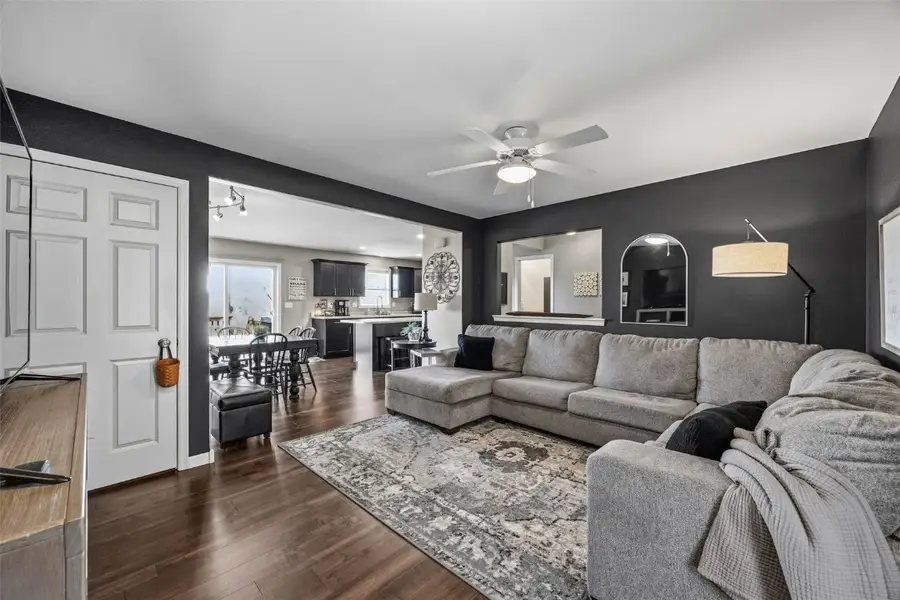 2908 Riviera St Sw #C, Cedar Rapids, IA 52404 - Image #2