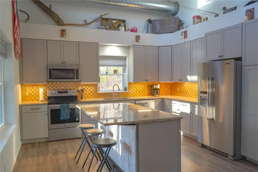 3728 Sunshine Street Sw, Cedar Rapids, IA 52404 - Image #3