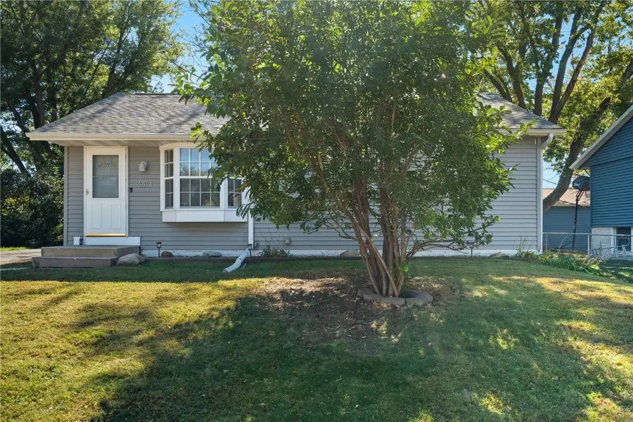 4413 Surrey Court, Marion, IA 52302 - Image #2