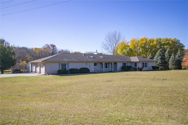 10487 Shaw Road, Anamosa, IA 52205