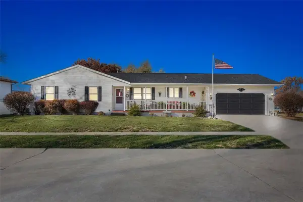 2750 Lynn Drive, Marion, IA 52302