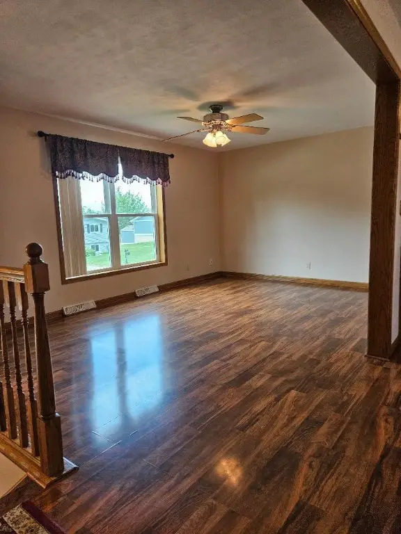 1519 Rainbow Drive, Belle Plaine, IA 52208 - Image #3