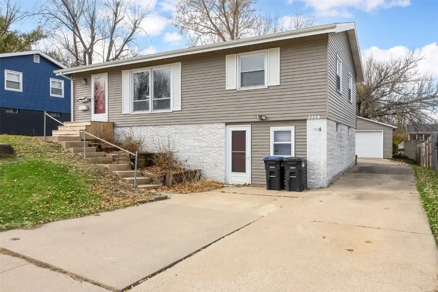 1310 Linnview Drive, Marion, IA 52302 - Image #3