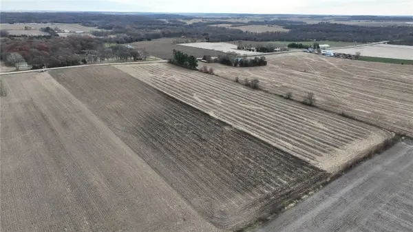 Jordans Grove Road, Central City, IA 52214