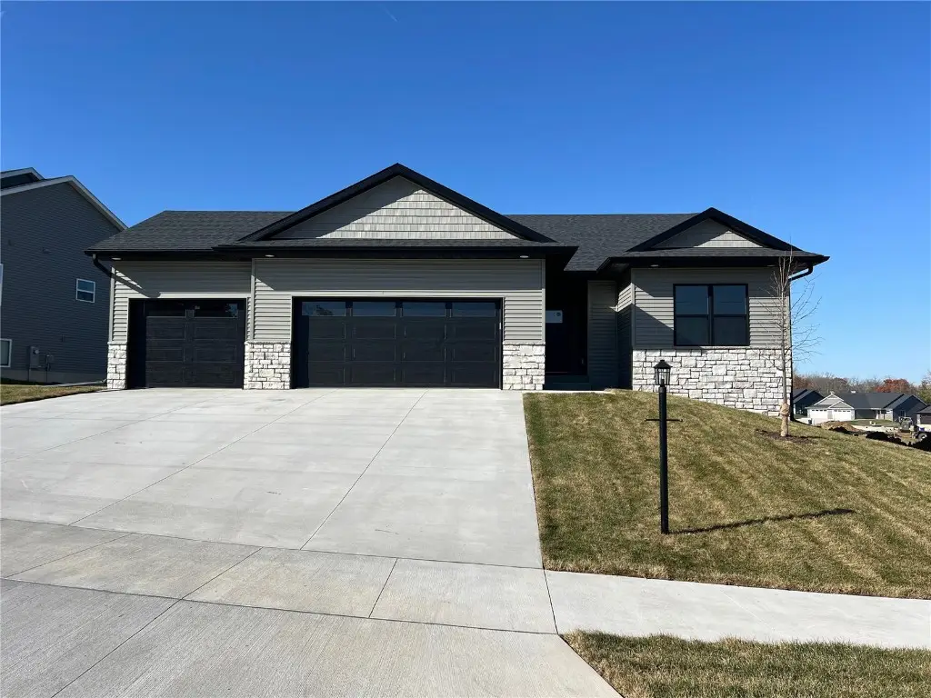 1415 Legend Drive, Tiffin, IA 52340 - Image #1