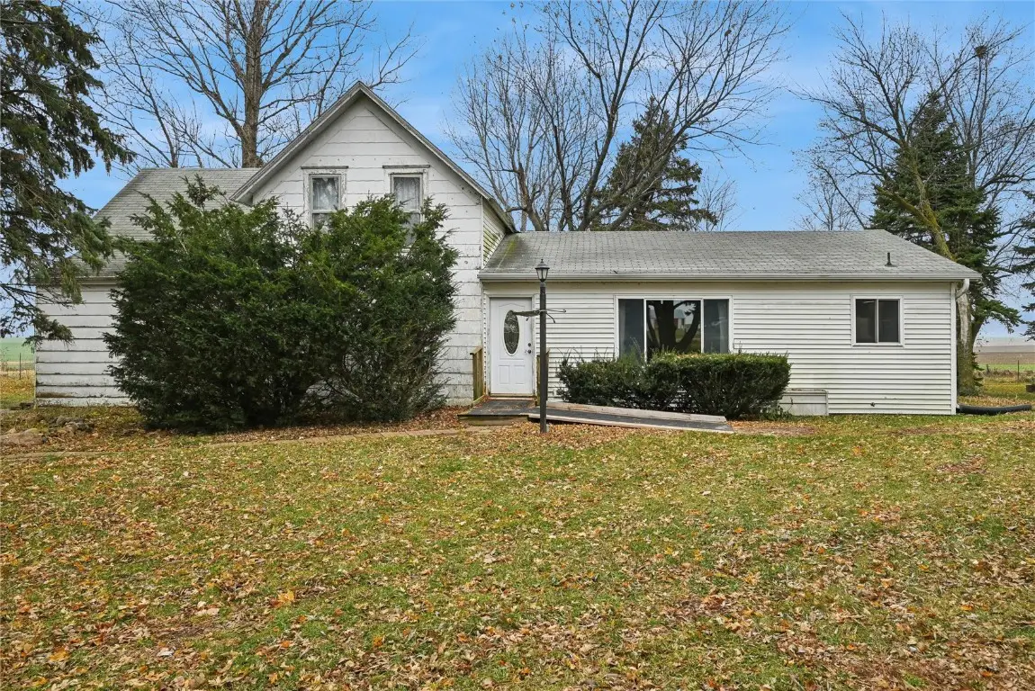 2356 Hwy 21, Dysart, IA 52224 - Image #1