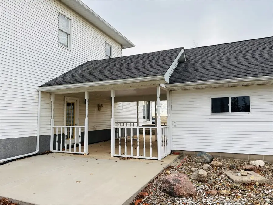 7168 Hwy 21, Elberon, IA 52225 - Image #2