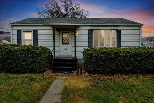 404 E Sycamore Street, Anamosa, IA 52205