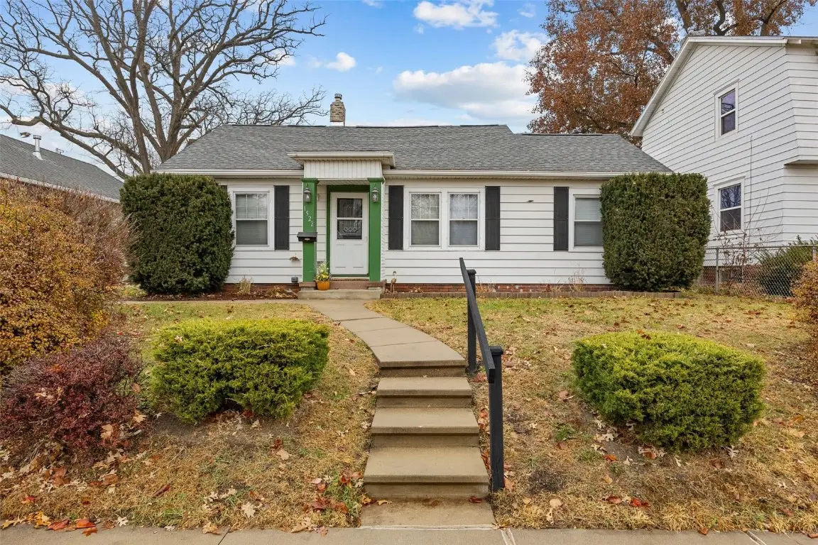 1522 J Avenue Ne, Cedar Rapids, IA 52402 - Image #1