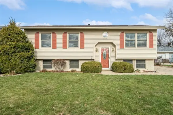 3620 Western Pine Drive Ne, Cedar Rapids, IA 52402