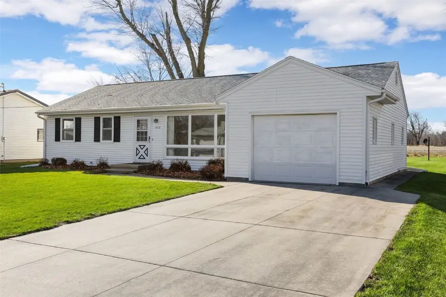 1010 Eastern Drive, Cedar Rapids, IA 52403 - Image #2