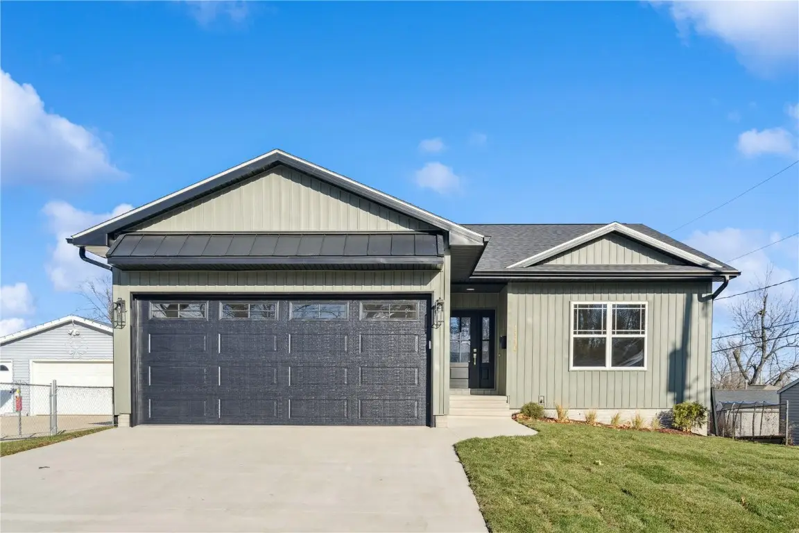 1110 Longview Drive, Marion, IA 52302 - Image #1