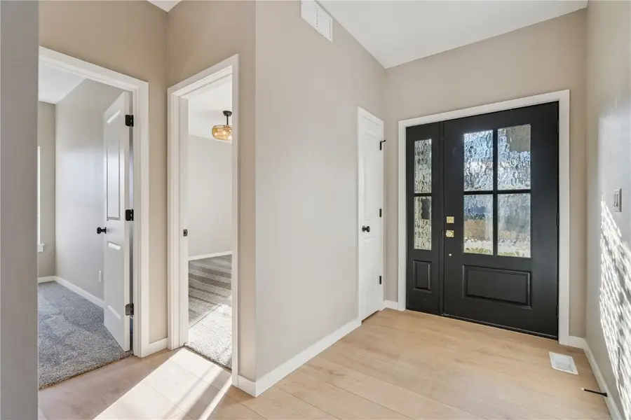 1110 Longview Drive, Marion, IA 52302 - Image #3