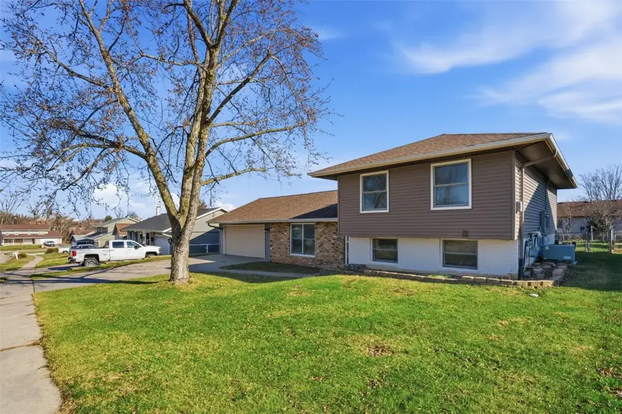 1421 39th Street Plce, Marion, IA 52302 - Image #2