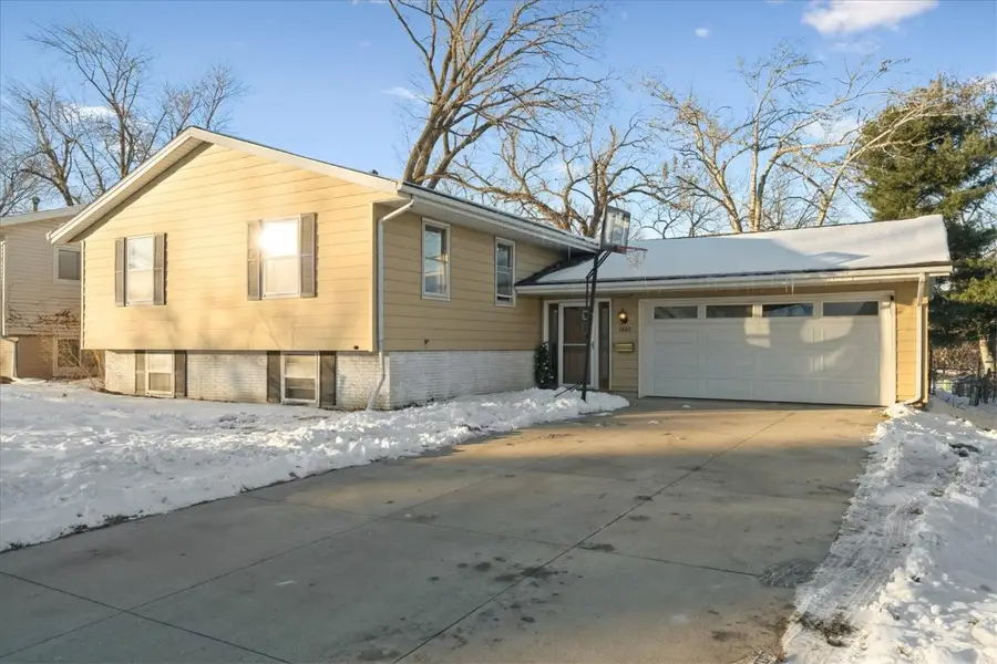 2602 Town House Drive Ne, Cedar Rapids, IA 52402 - Image #3