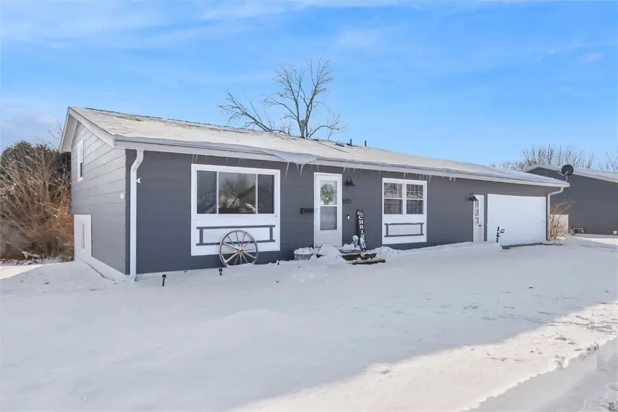 885 Alpine Road, Marion, IA 52302 - Image #2