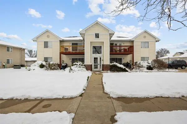 72 Miller Ave Sw Sw #8, Cedar Rapids, IA 52404