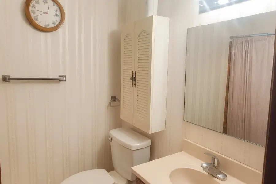 3632 Lynbrook Drive Ne, Cedar Rapids, IA 52402 - Image #3