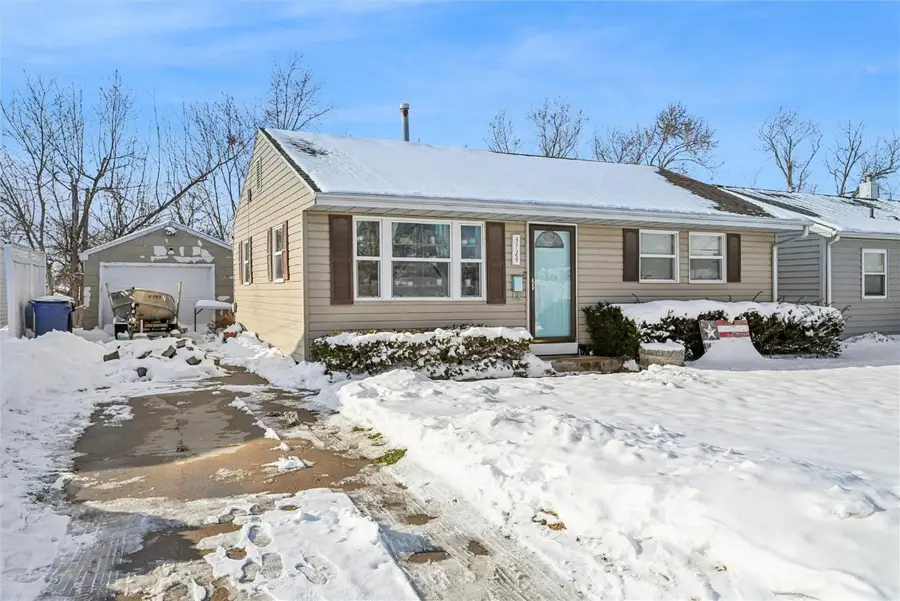 3724 F Avenue Ne, Cedar Rapids, IA 52402 - Image #2