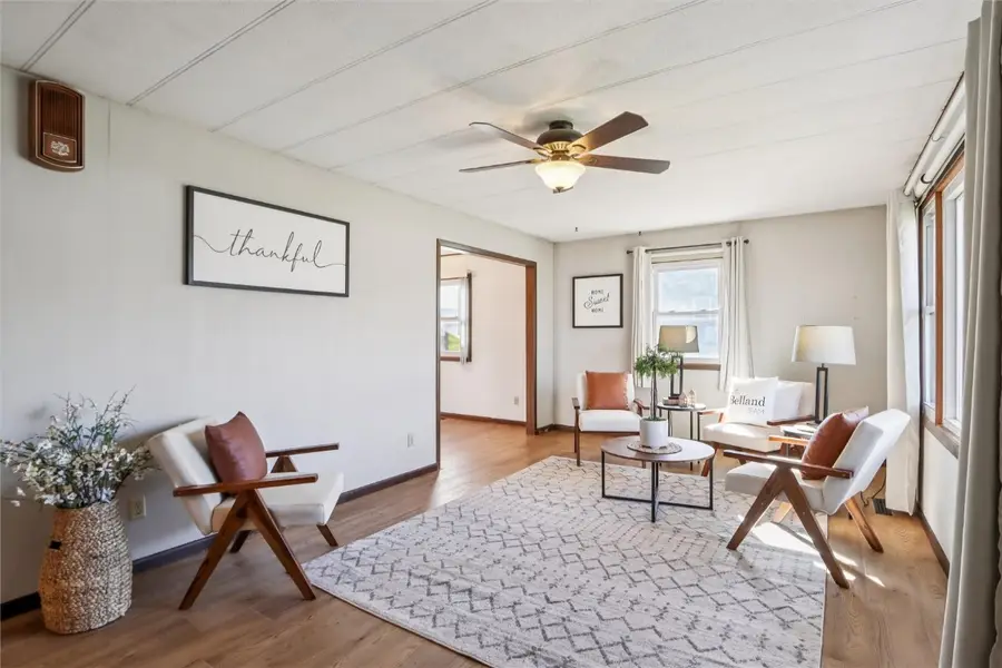 601 Hampton Drive, Williamsburg, IA 52361 - Image #3